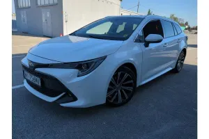 Toyota Corolla Seria E21 1.8 Hybrid Comfort 2022