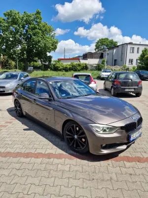 BMW 3 Series F30/F31 318d 2012