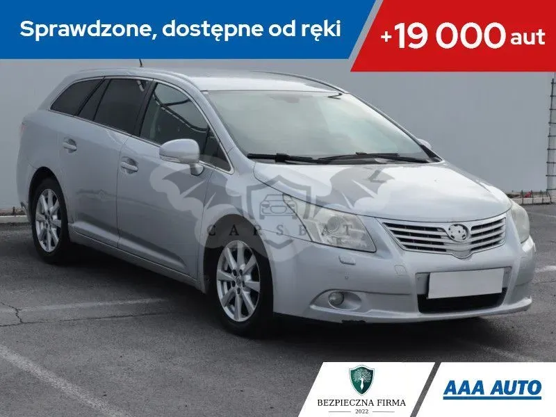 Toyota Avensis III 2011