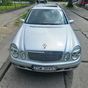 Mercedes-Benz E W211 220 CDI Automatik Classic 2005