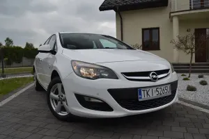 Opel Astra J 2012
