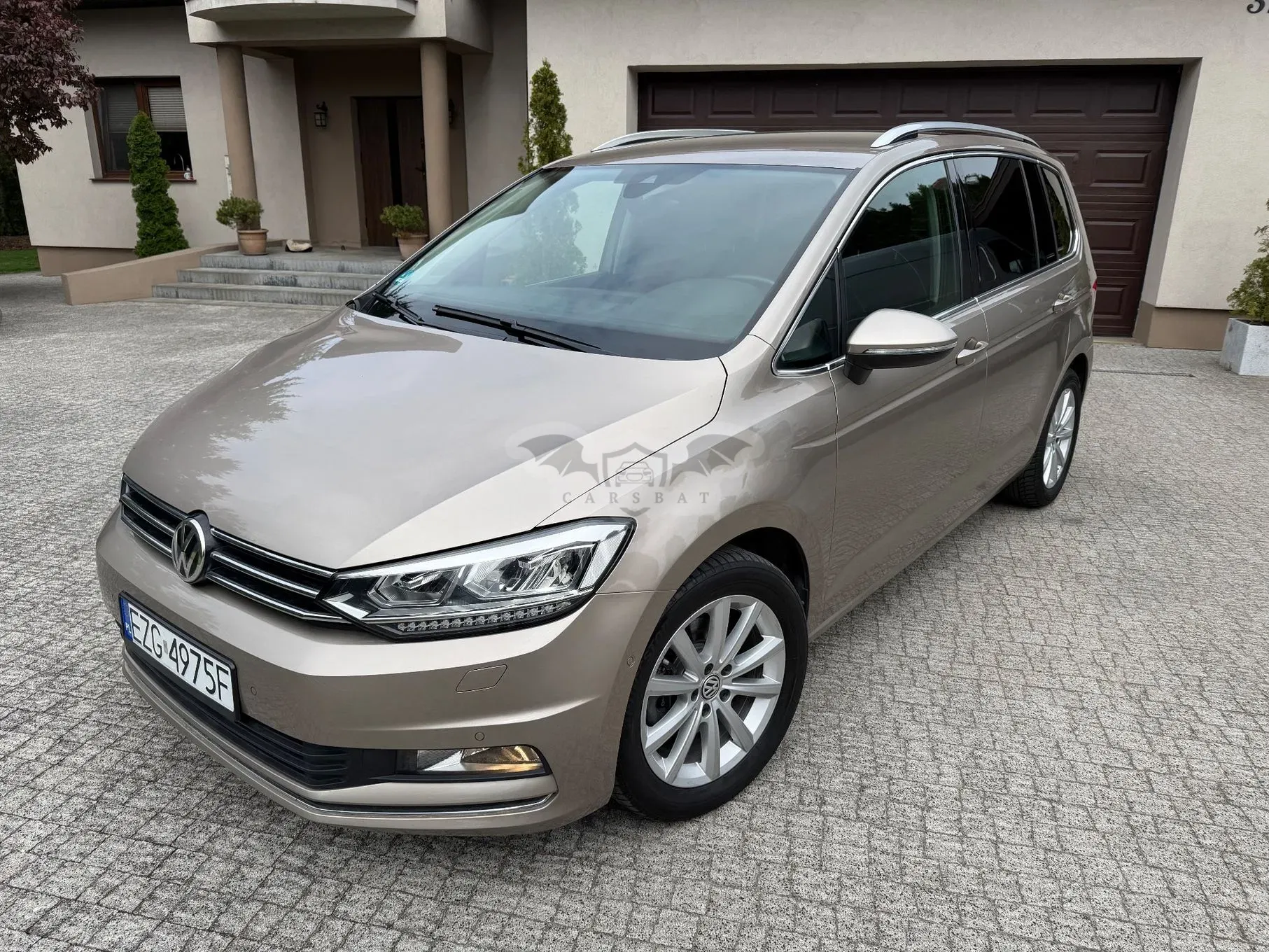 Volkswagen Touran III 2.0 TDI BMT Highline DSG 2016