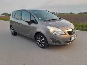 Opel Meriva II 1.4 Color Edition 2011