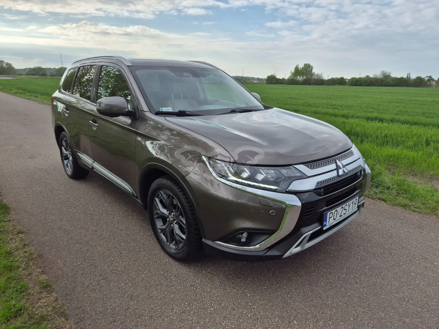 Mitsubishi Outlander IV 2.0 Instyle + 4WD CVT 2020