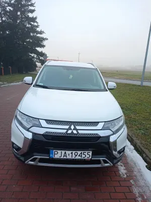 Mitsubishi Outlander III 2.0 Intense Comfort 4WD CVT 2019