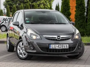 Opel Corsa D 1.4 16V Innovation 2011