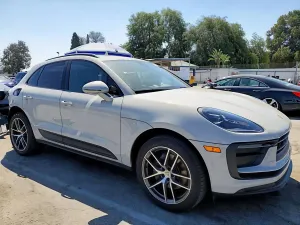Porsche Macan I 2022