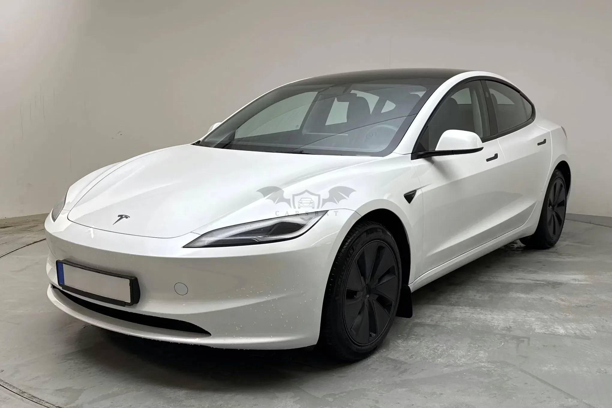 Tesla Model 3 Langstreckenbatterie Allradantrieb Dual Motor 2024