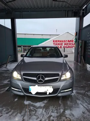 Mercedes-Benz C W204 200 CDI BlueEff Avantgarde 2011