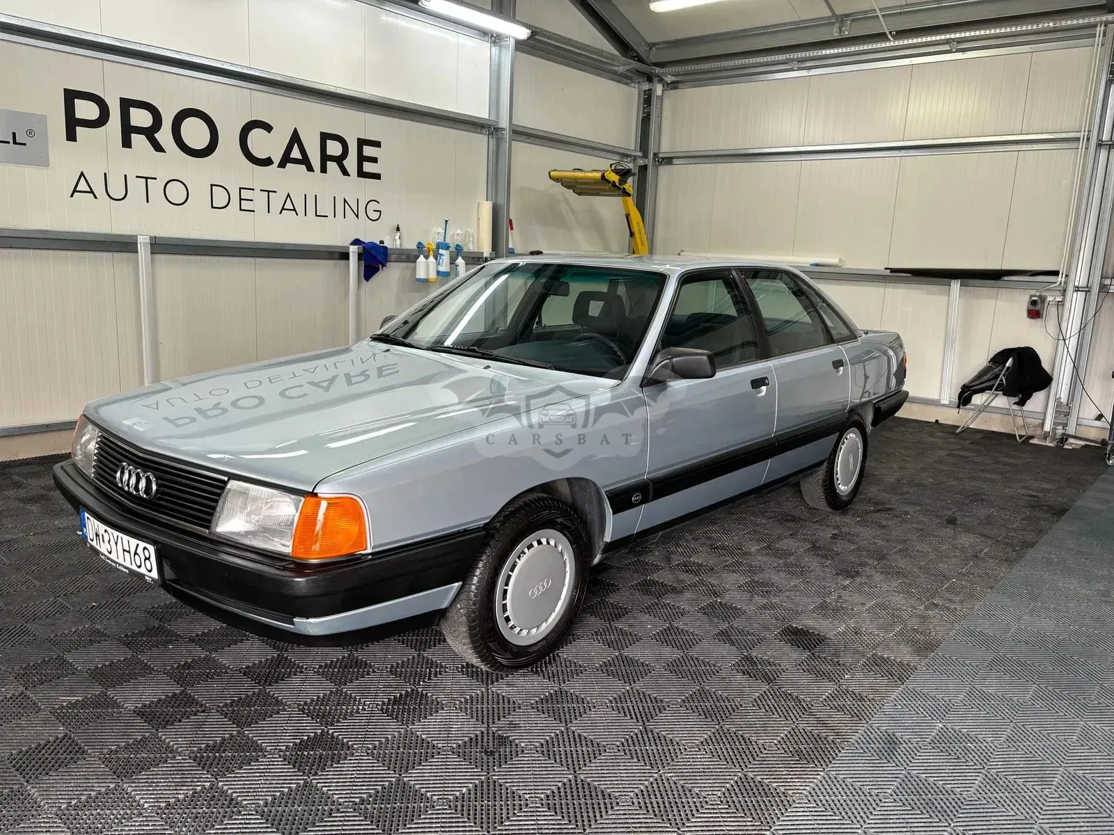 Audi 100 C3 2.0 1988
