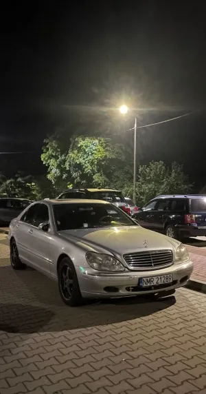 Mercedes-Benz S W220 2001