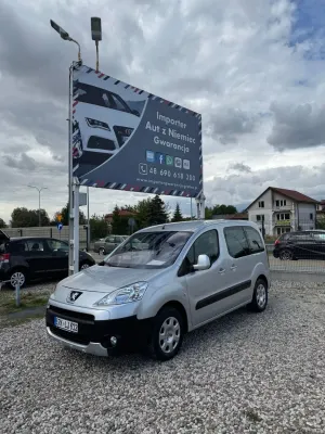 Peugeot Partner II 120 VTi Premium 2012