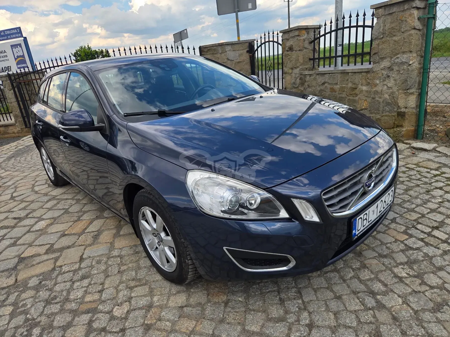 Volvo V60 I D2 Momentum 2013