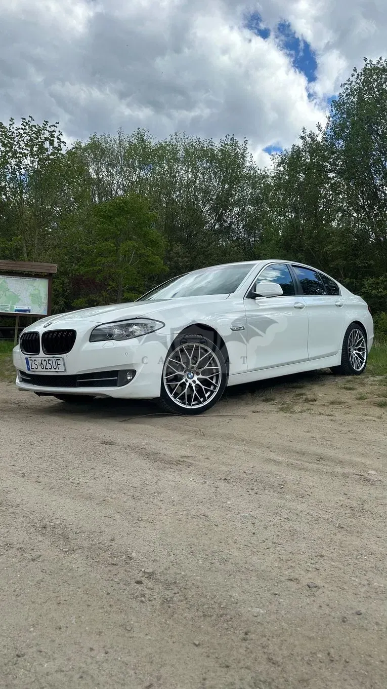 BMW 5 Series F10/F11 520d xDrive 2012