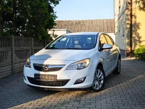 Opel Astra J 1.4 Innovation 2012
