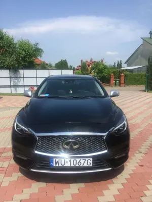 Infiniti Q30 1.5d Business Executive 7DCT 2016