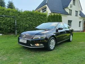 Volkswagen Passat B7 2.0 TDI DSG BlueMotion Technology Comfortline 2013