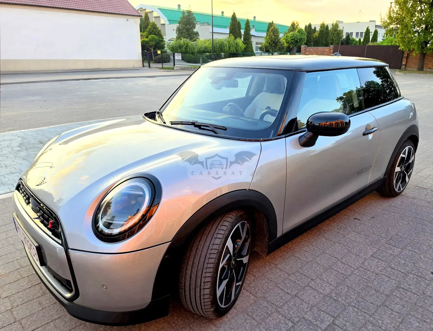 Mini Cooper Linia Classic 2024