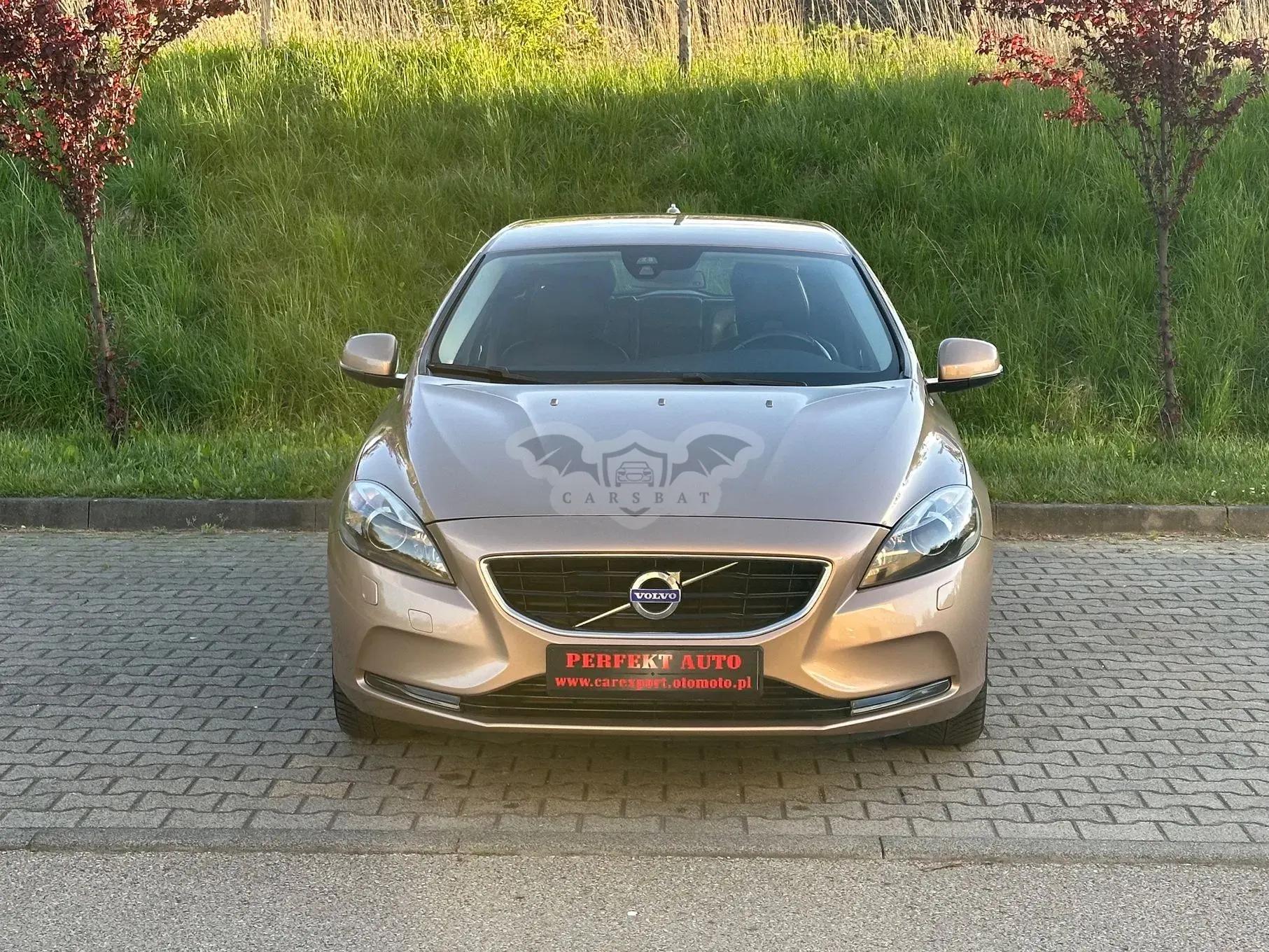 Volvo V40 II D4 Inscription 2014