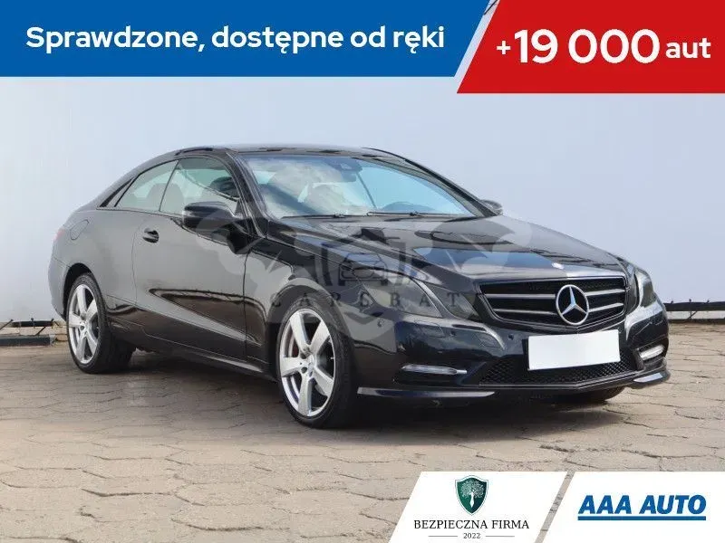Mercedes-Benz E W212/W207 2009