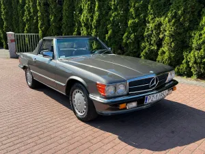 Mercedes-Benz SL R107 1986