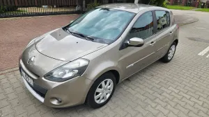 Renault Clio III 1.2 16V Expression 2012