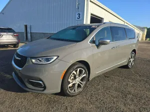 Chrysler Pacifica 2022