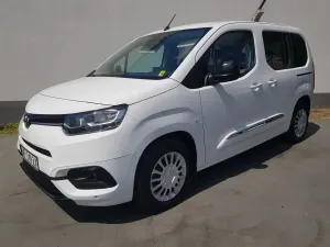 Toyota Proace City 1.5 D-4D Family 2022