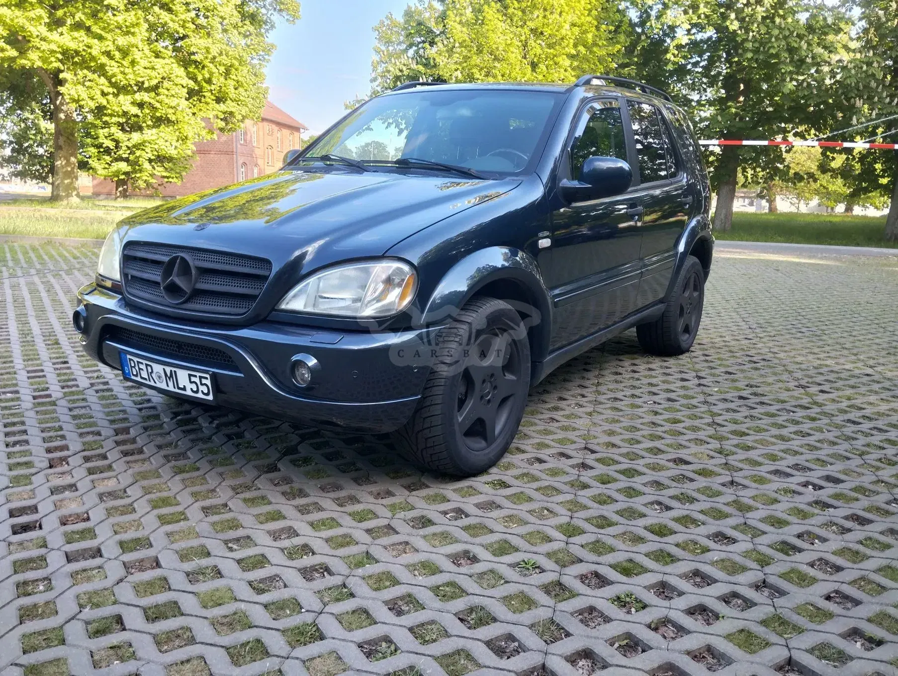 Mercedes-Benz ML W163 55 AMG 2001