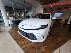 Toyota Camry 2.5 Hybrid Comfort CVT 2026