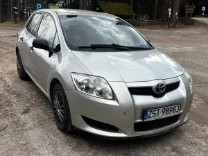 Toyota Auris I 1.33 VVT-i Terra 2009