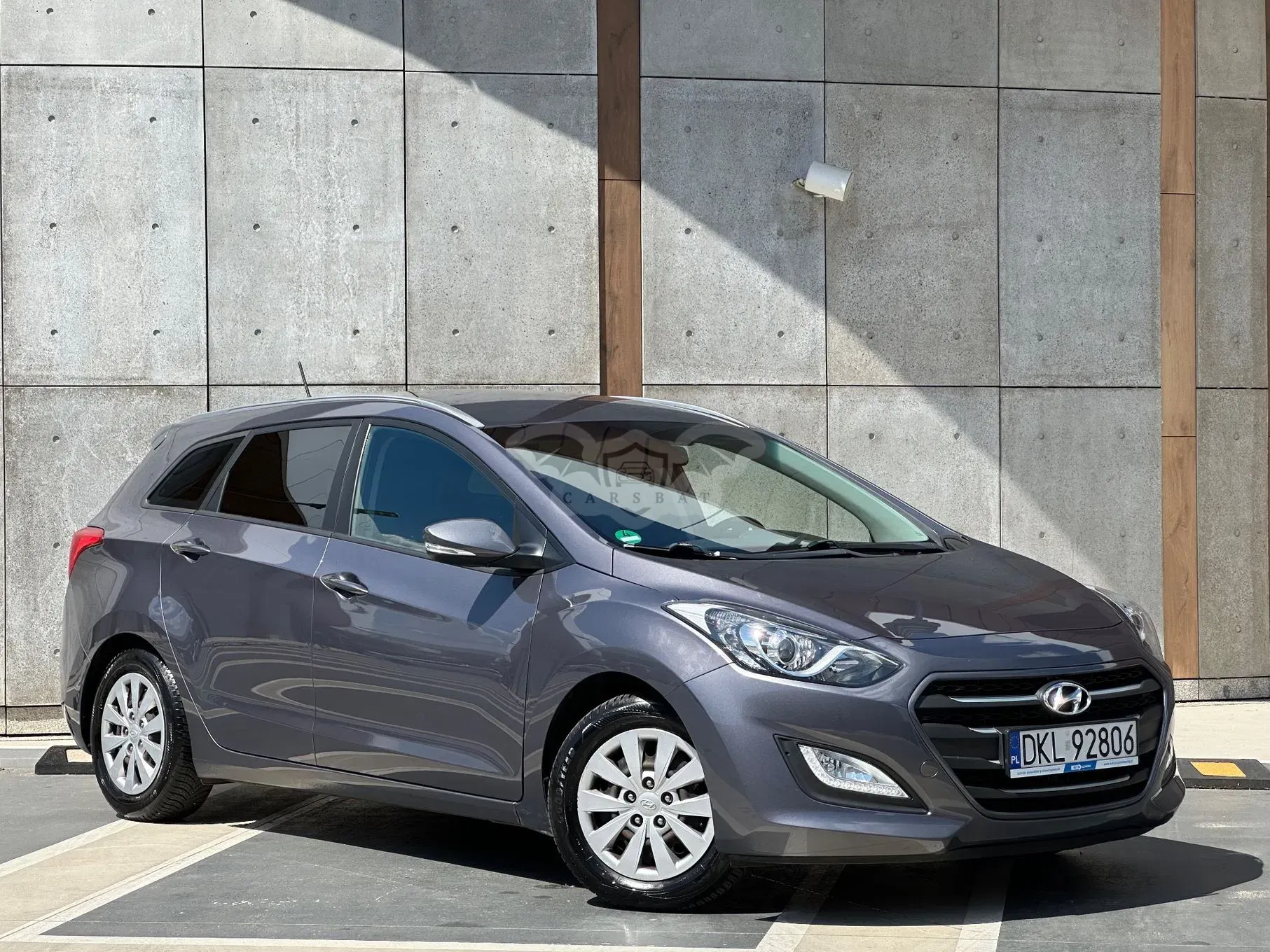 Hyundai i30 II blue Kombi 1.6 CRDi Classic Navigation 2016