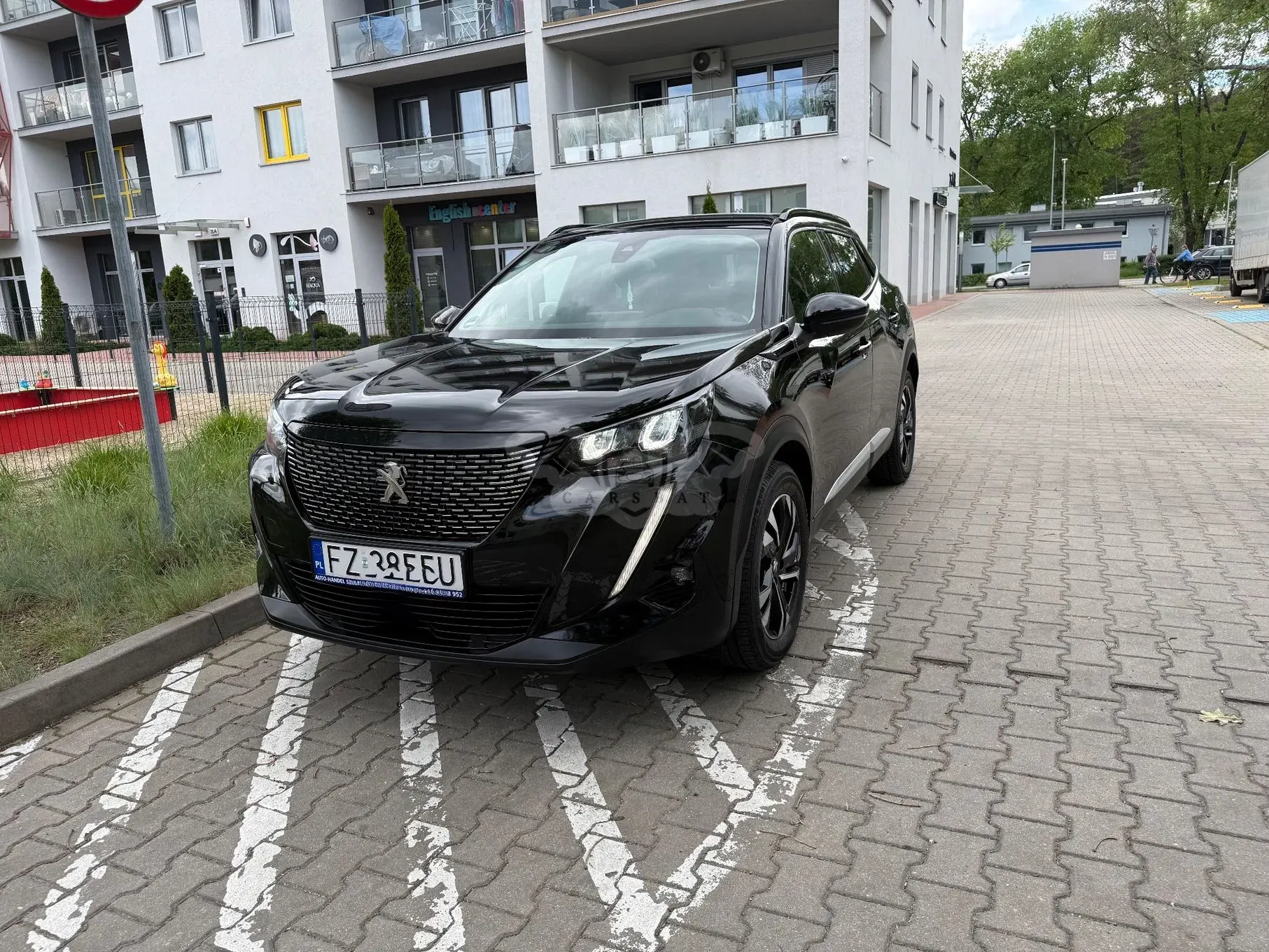 Peugeot 2008 II 1.5 BlueHDi Allure Pack S&S EAT8 2022