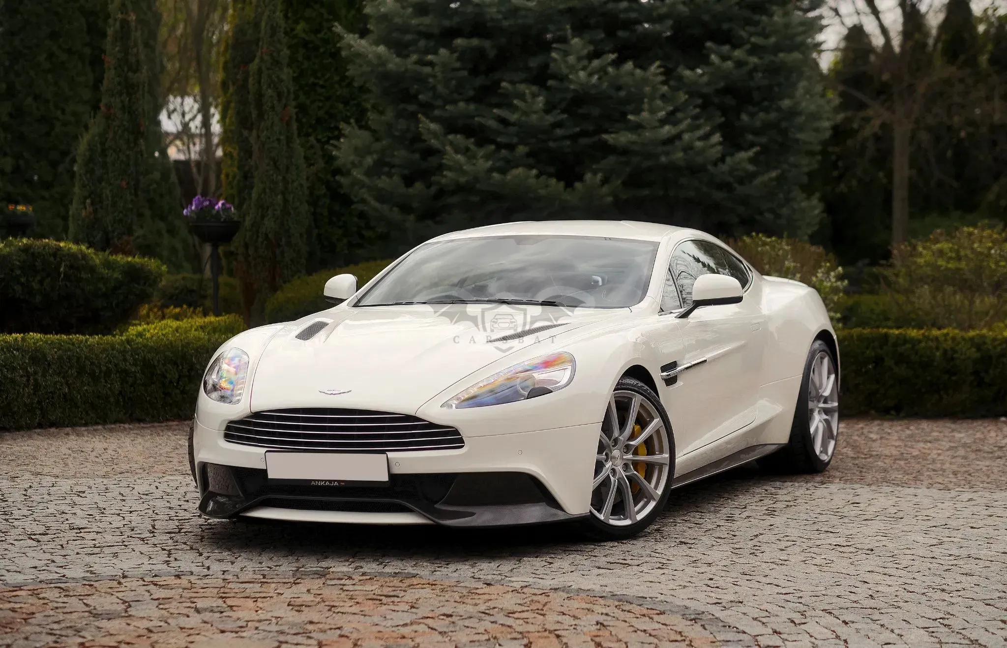 Aston Martin Vanquish 2017