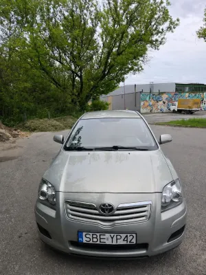 Toyota Avensis II 1.8 VVT-i Luna 2007