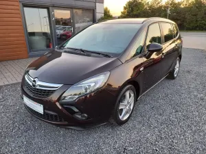 Opel Zafira C 2016
