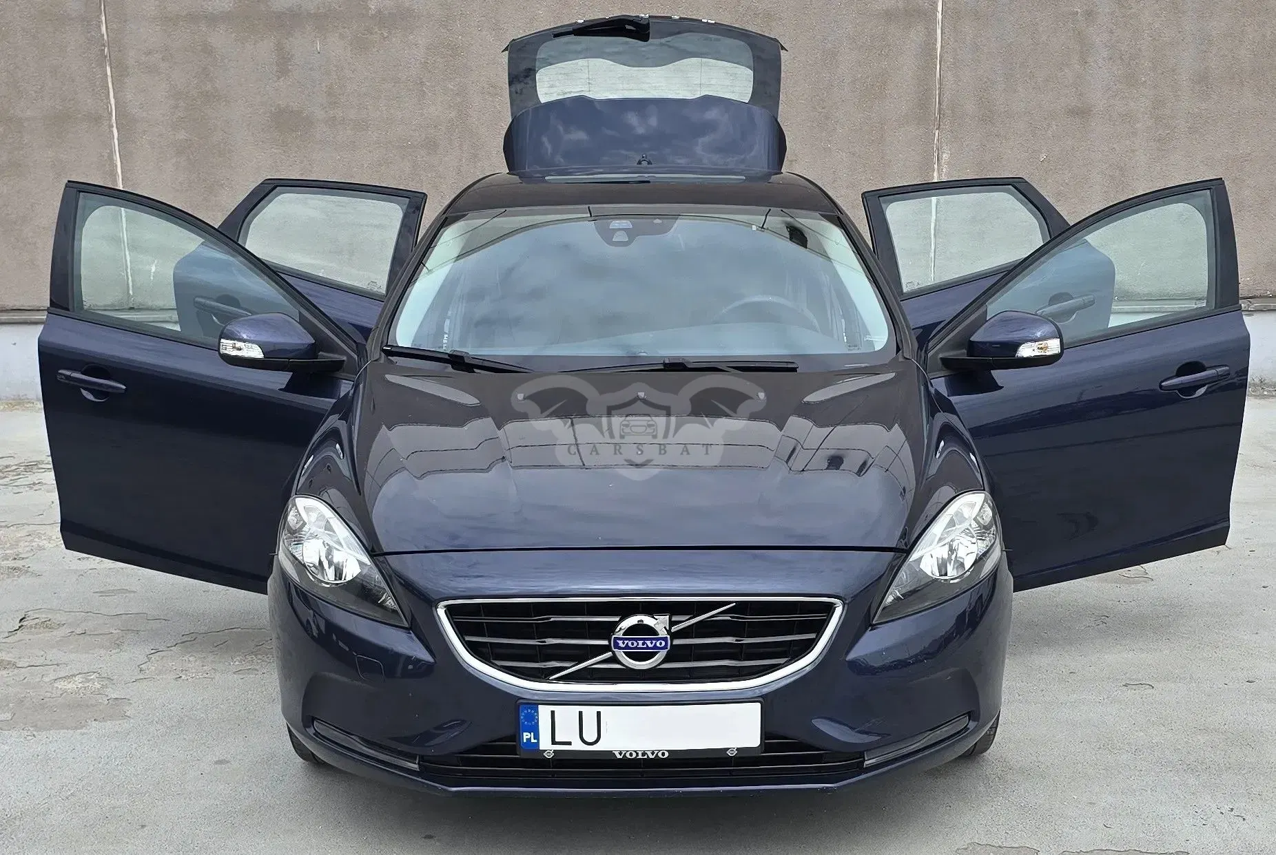 Volvo V40 II 2014