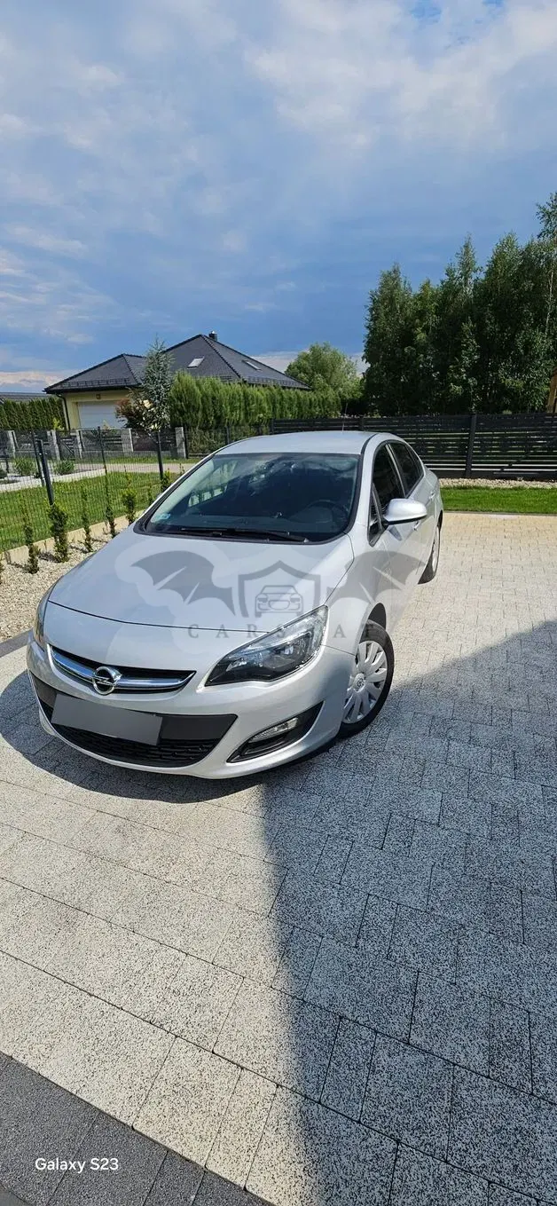 Opel Astra J 1.4 T Executive 2015