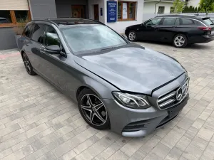 Mercedes-Benz E W213 200 d 9G-TRONIC AMG Line 2019