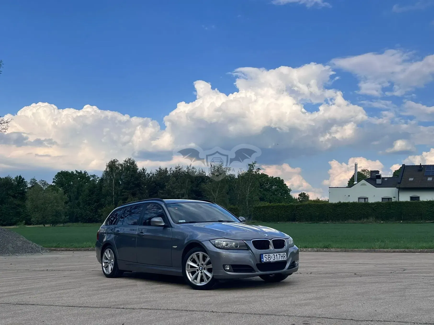 BMW 3 Series E90/E91/E92/E93 320i 2011