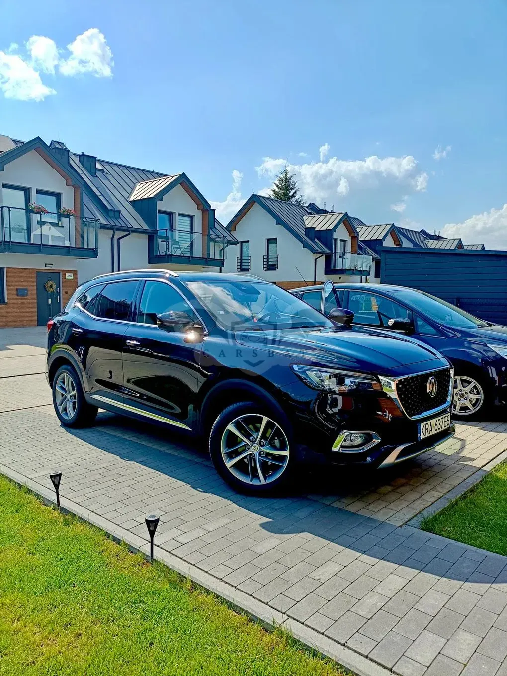MG EHS Luxury 2021