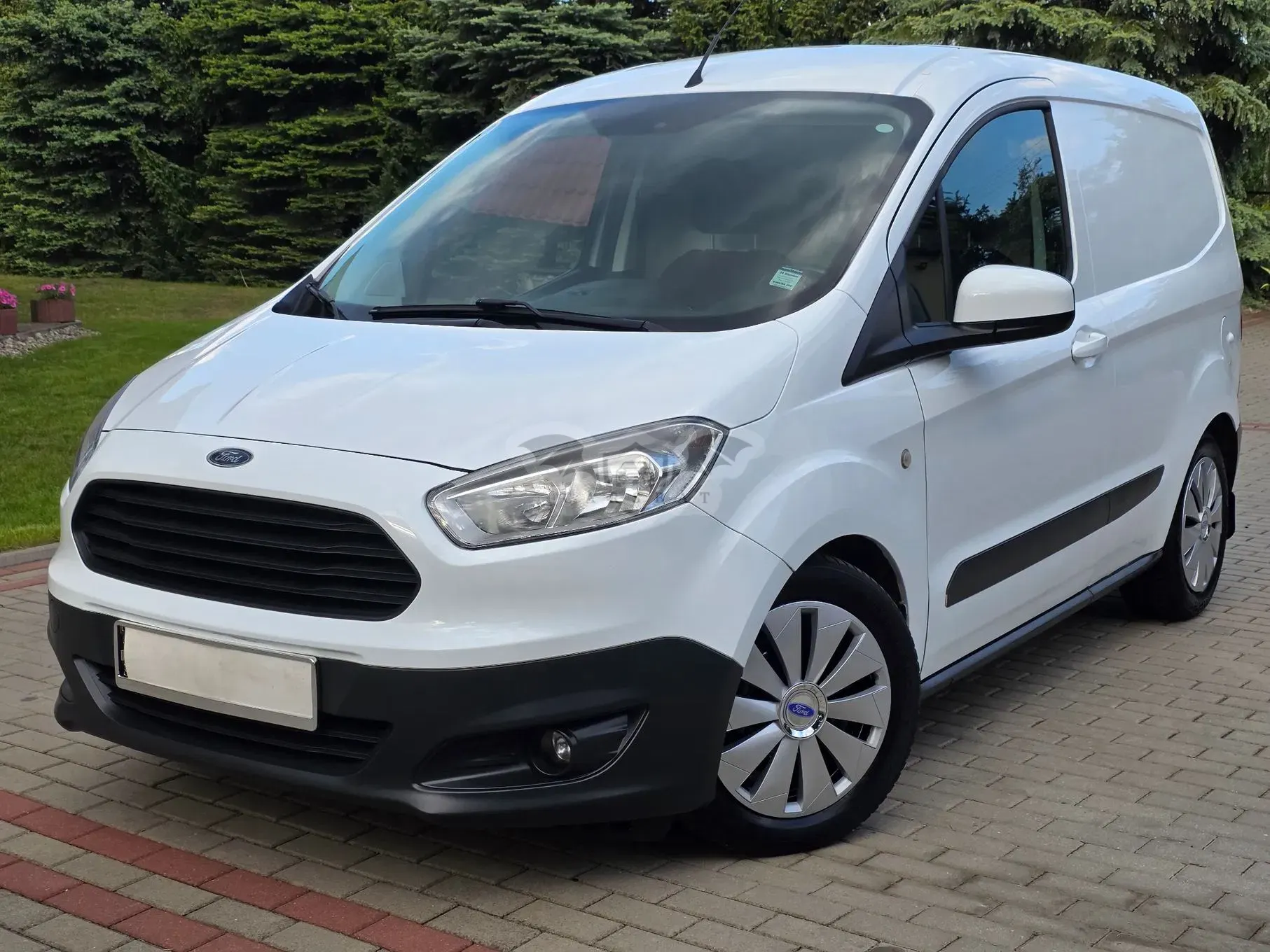 Ford Transit Courier 2016