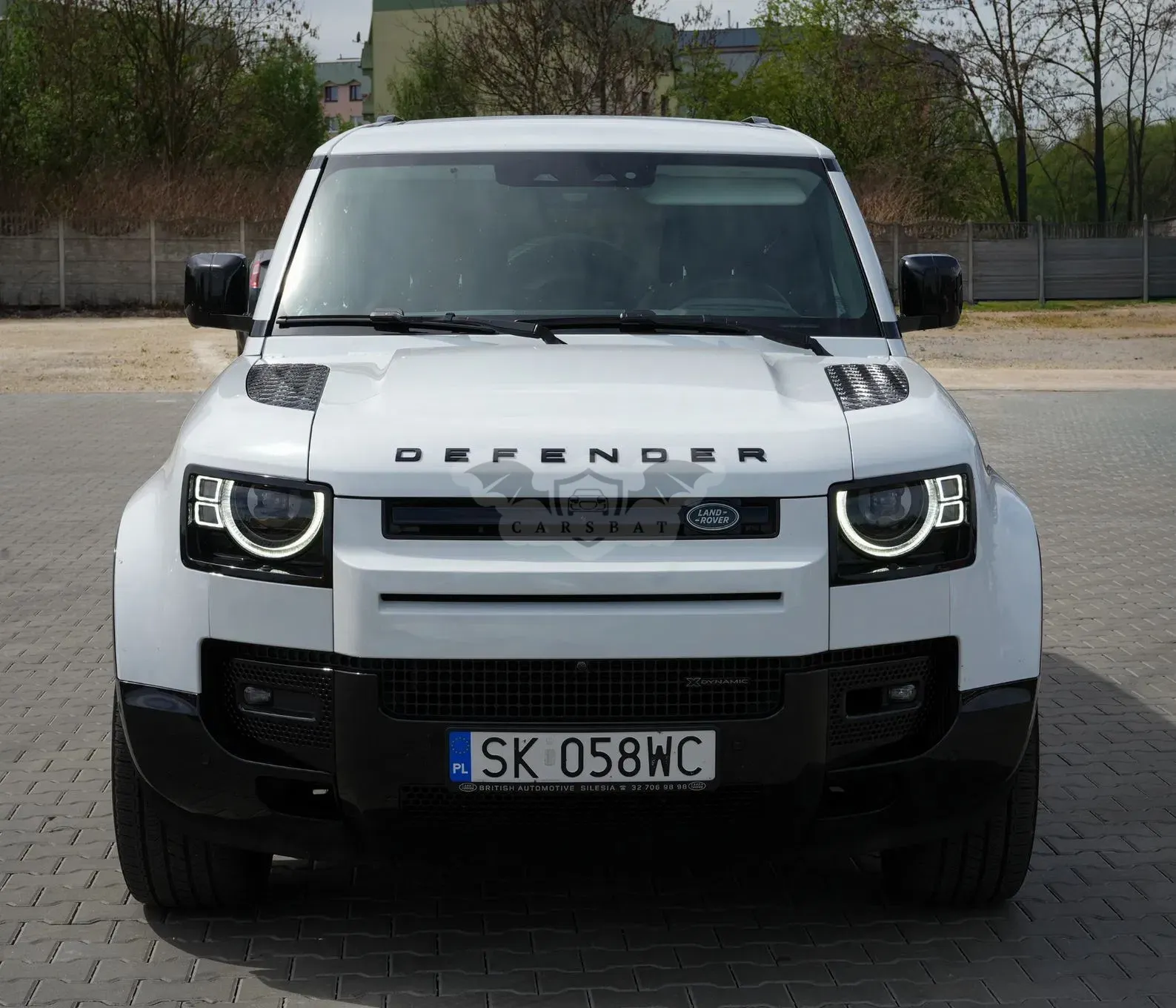 Land Rover Defender 3.0 D300 mHEV X-Dynamic HSE 2022