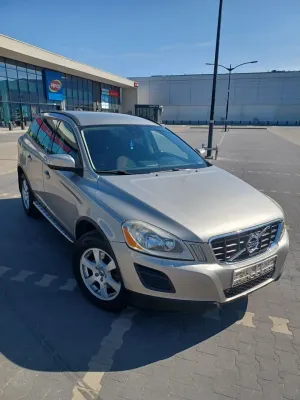 Volvo XC60 I D3 Momentum 2010
