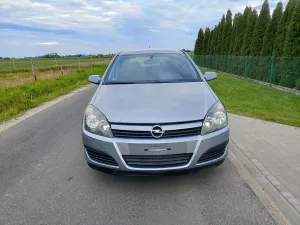 Opel Astra H 2004