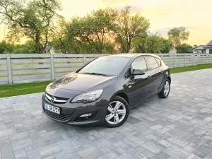 Opel Astra J 2015