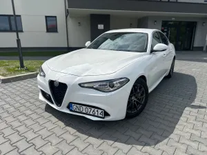 Alfa Romeo Giulia 2.0 Turbo 16V AT8 Veloce 2019