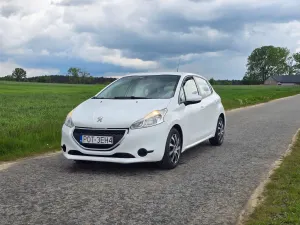 Peugeot 208 I 1.4 HDi Access 2014