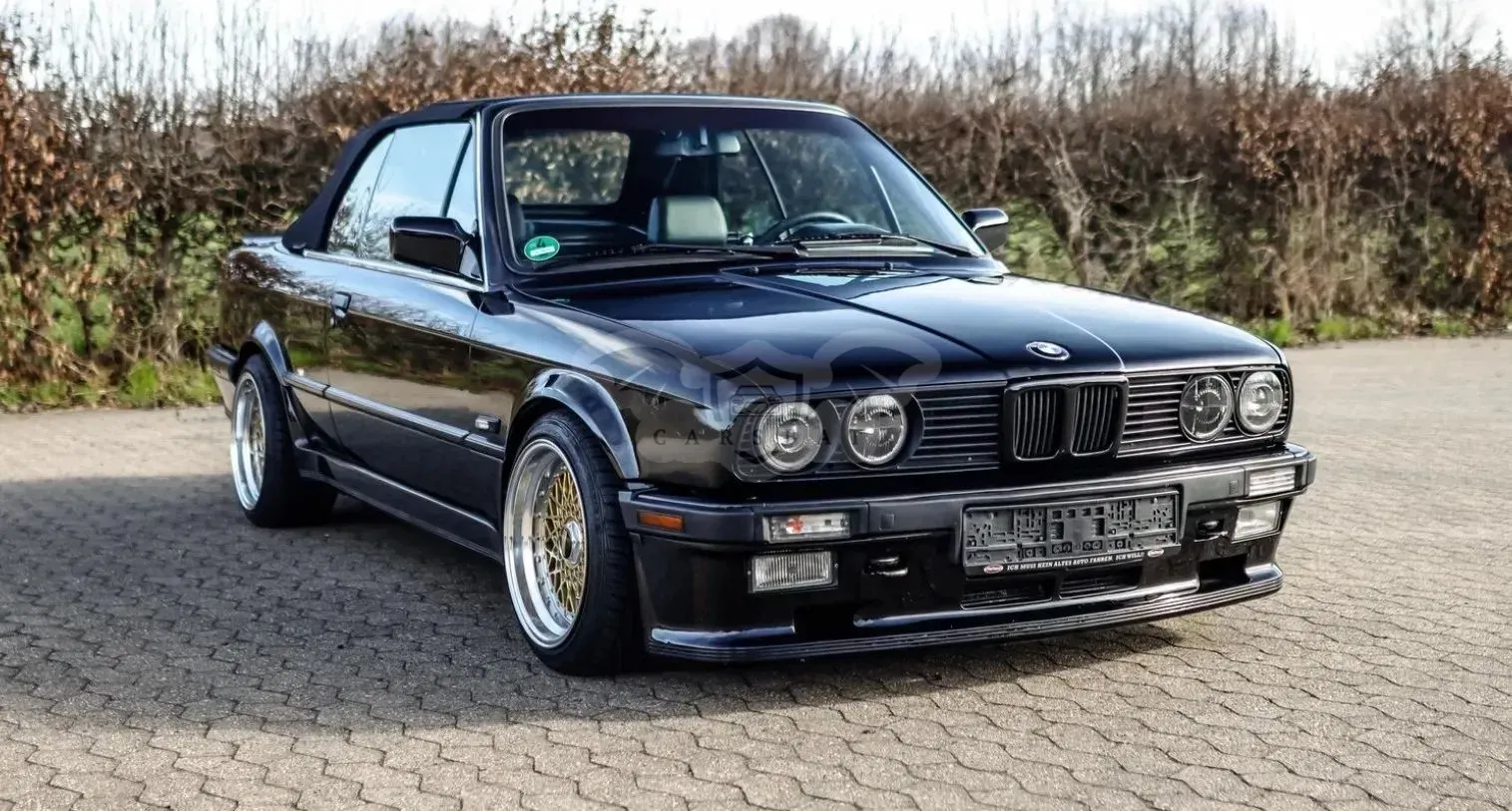 BMW 3 Series E30 1990