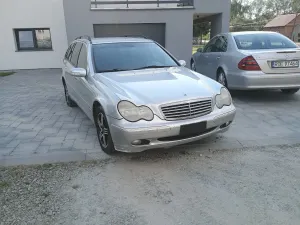 Mercedes-Benz C W203 200 T CDI Classic 2003